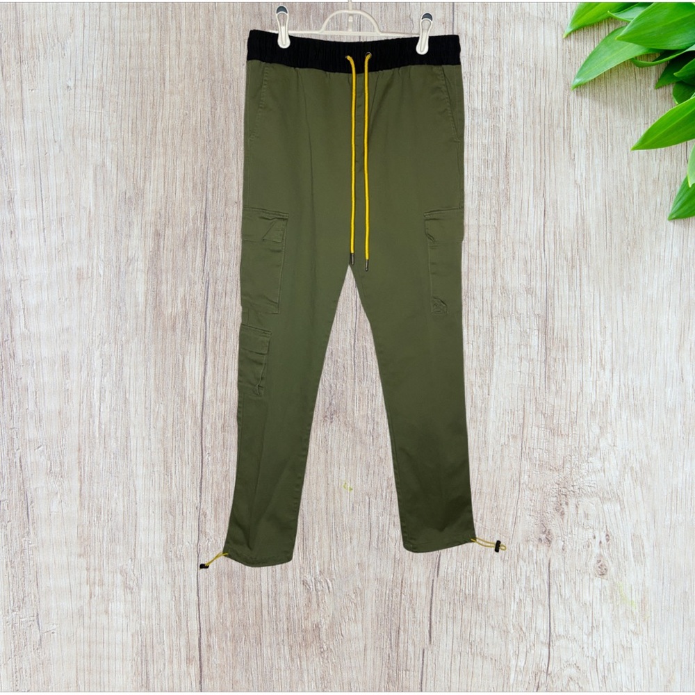 Men’s Army Green YOUNG & RECKLESS‎ Drawstring Exploit Cargo Pants Size Small